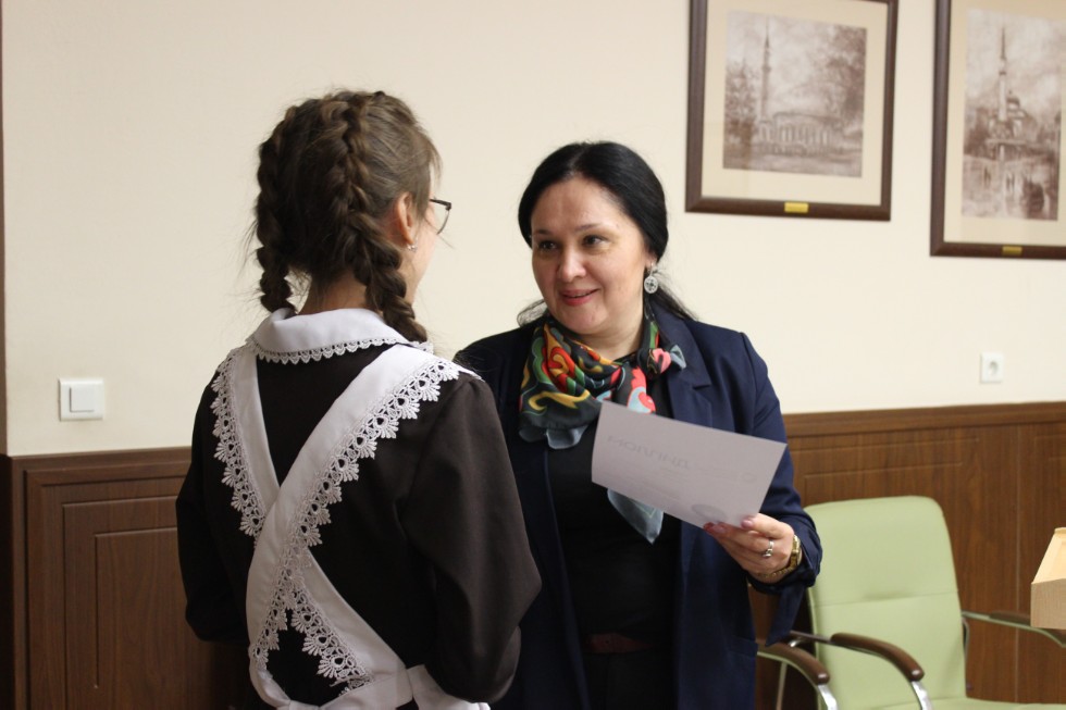 235 �����������