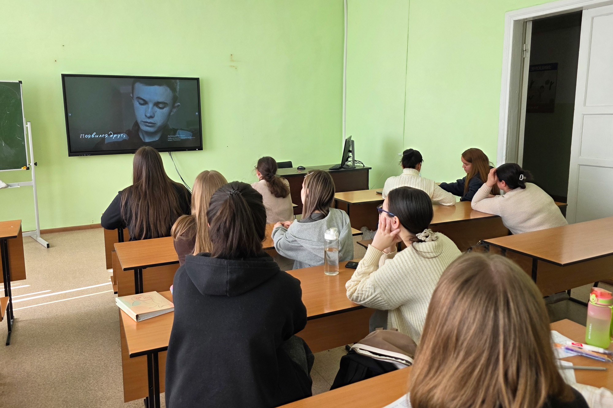 Студенты Елабужского института КФУ обсудили последствия 'легких денег' на кинопоказе Студенты Елабужского института КФУ обсудили последствия 'легких денег' на кинопоказе