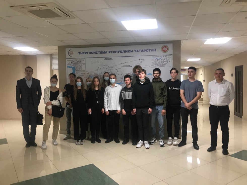 Студенты 1-го курса Инженерного института посетили РДУ Татарстана ,студенты, экскурсия, энергетика, инженерный институт