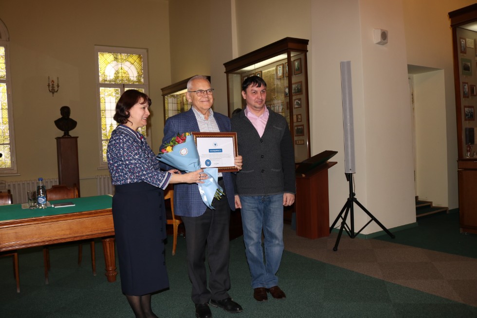 ����� ��� ������ ��� '���������' ����