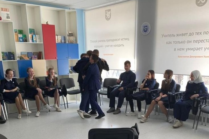 Уроки психологии в школе: результатами проекта поделились эксперты Елабужского института КФУ Уроки психологии в школе: результатами проекта поделились эксперты Елабужского института КФУ