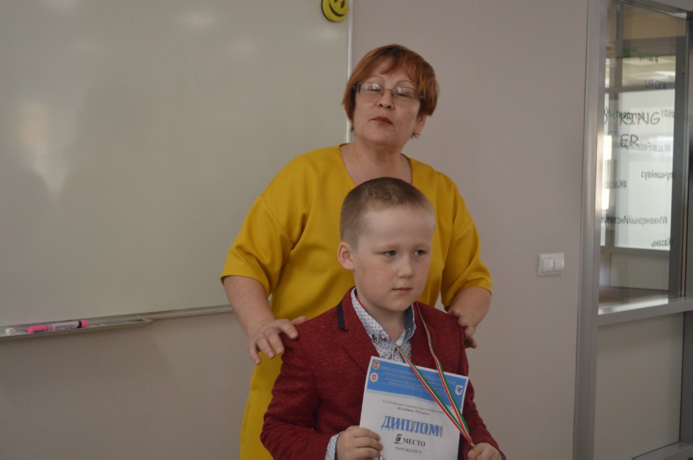 ����� ��������� ���� ������������� 