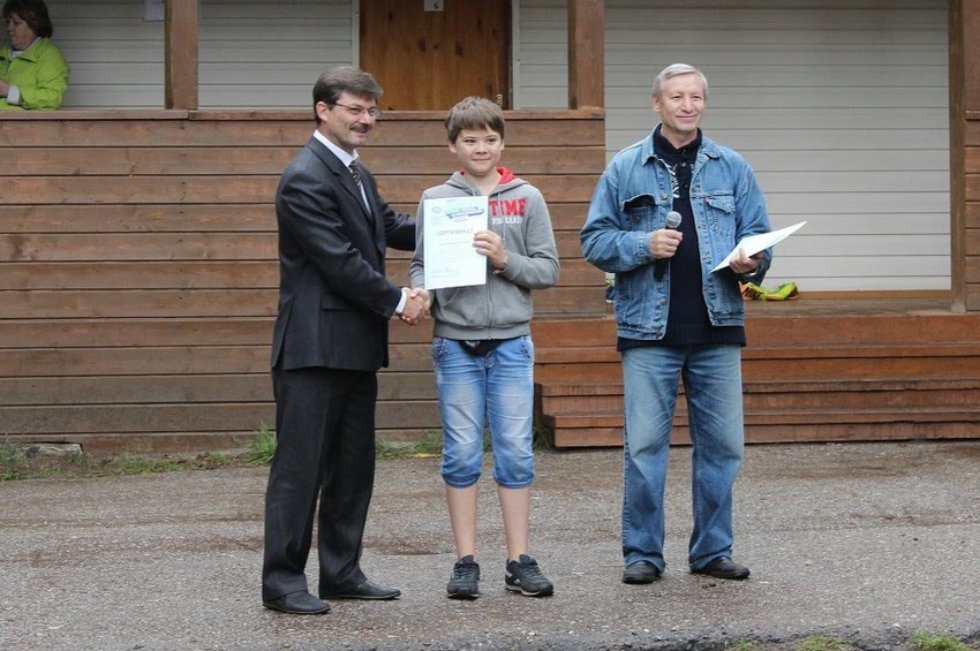'До встречи в следующем году!' 'До встречи в следующем году!'