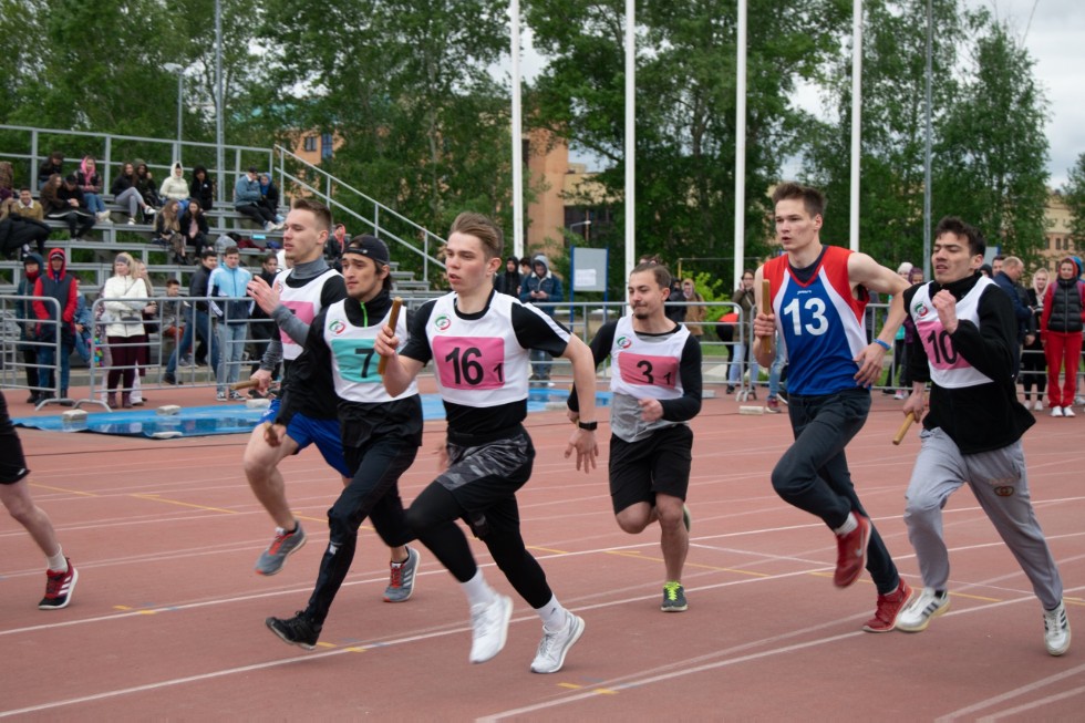 Студенты ИСФН заняли 2 место в Легкоатлетической эстафете КФУ Студенты ИСФН заняли 2 место в Легкоатлетической эстафете КФУ