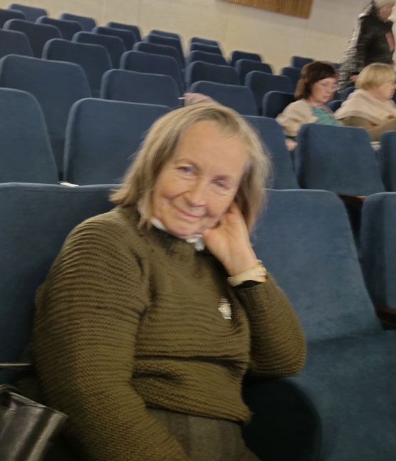 Студенты серебряного возраста продолжают знакомство с историей Казани Студенты серебряного возраста продолжают знакомство с историей Казани