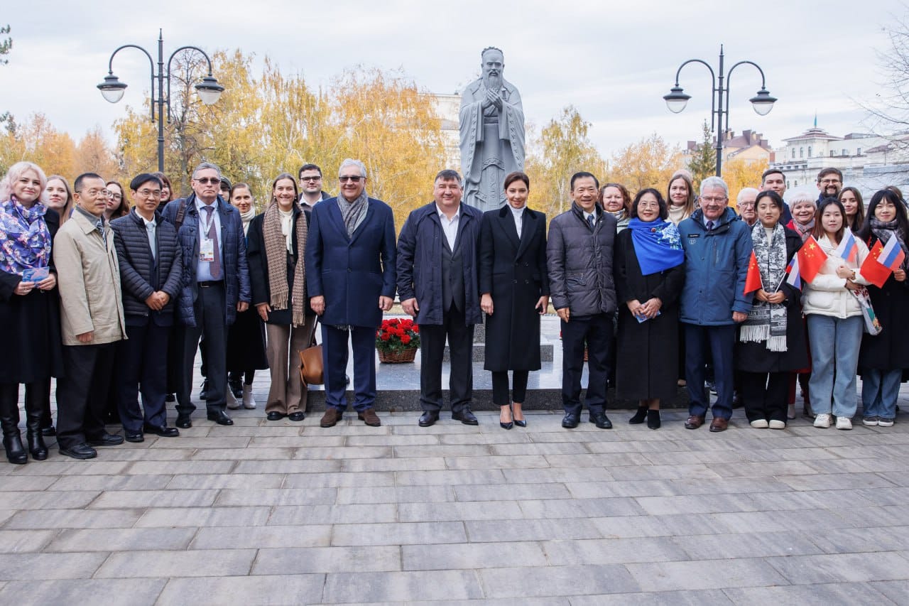 Ведущие СМИ Китая рассказали об ИМОИиВ и Институте Конфуция Ведущие СМИ Китая рассказали об ИМОИиВ и Институте Конфуция