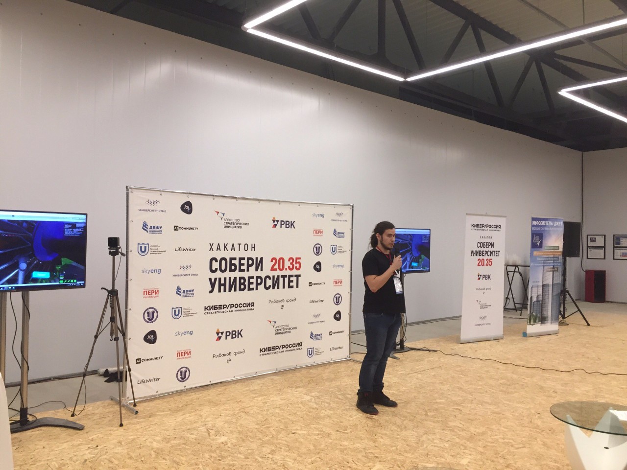 ������� ����������� Digital Media Lab ������ II ����� �� �������� '������ �����������'!