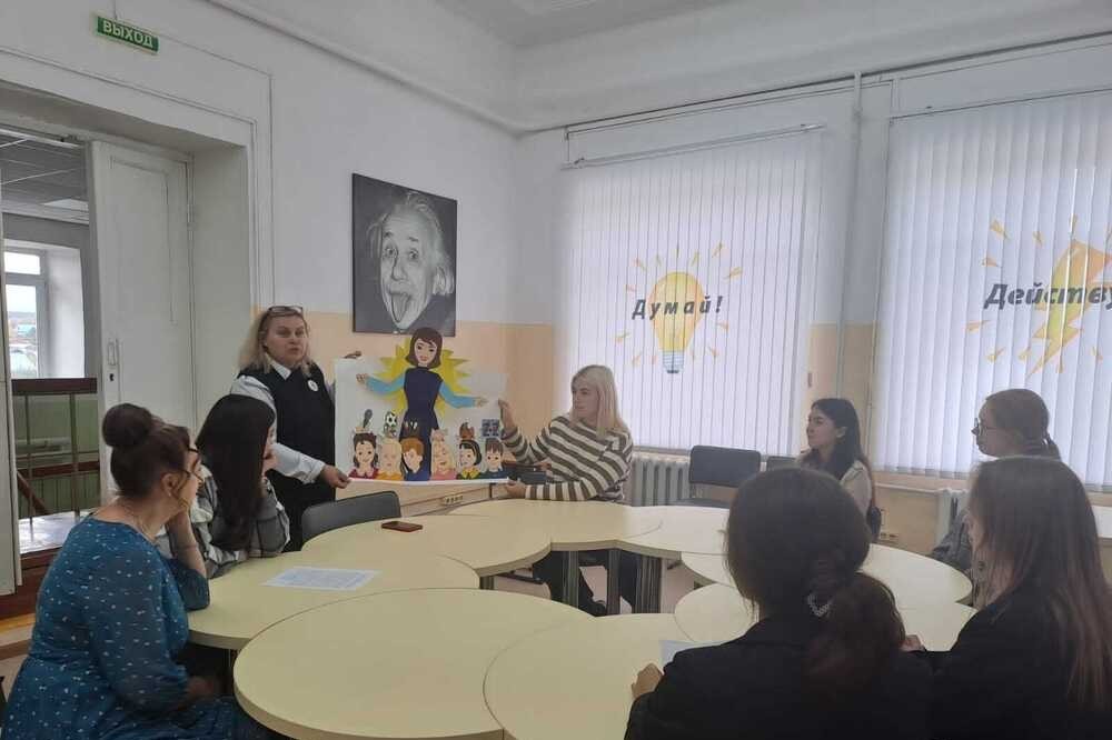 Ярко и красочно Елабужский институт отметил день дошкольного работника! Ярко и красочно Елабужский институт отметил день дошкольного работника!