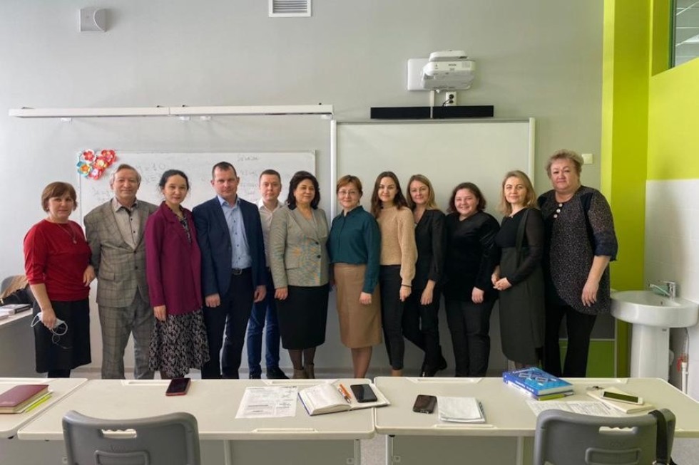 Семинар 'Билингвизм в образовательном процессе' прошел в 'Адымнар' Семинар 'Билингвизм в образовательном процессе' прошел в 'Адымнар'