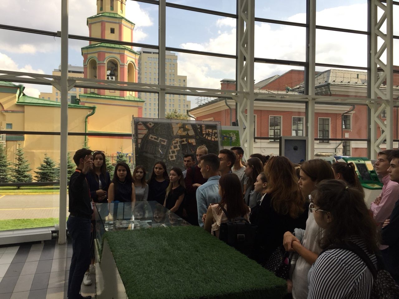 Академические лидеры ИУЭФ посетили it-парк Академические лидеры ИУЭФ посетили it-парк