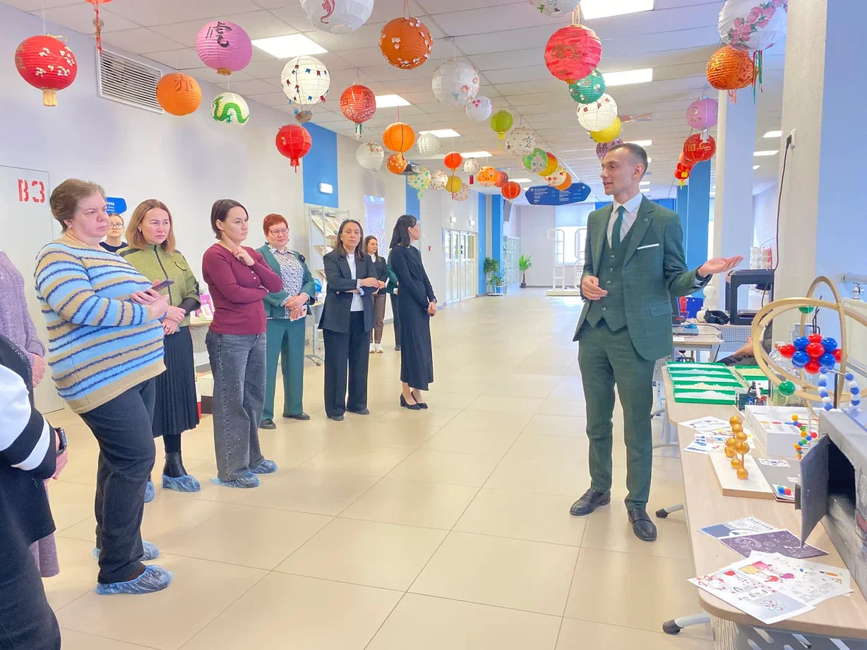 Использование цифровых сервисов и инструментов в работе педагога: опыт стажировки в гимназии Использование цифровых сервисов и инструментов в работе педагога: опыт стажировки в гимназии