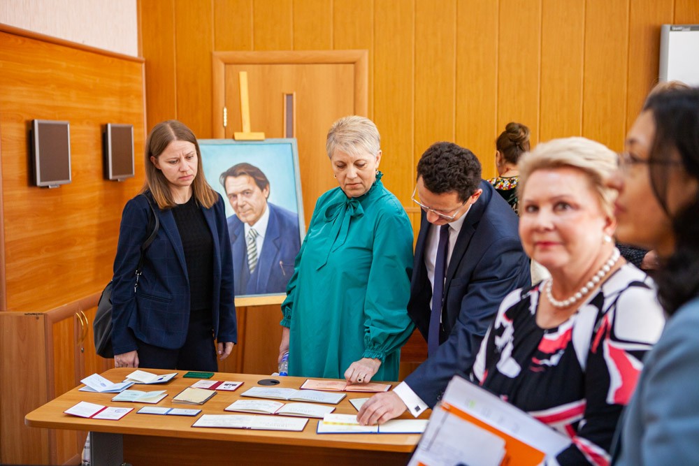 В Елабужском институте КФУ начались IX Махмутовские чтения: профессиональное образование и наставничество в период образовательных трансформаций 21 века В Елабужском институте КФУ начались IX Махмутовские чтения: профессиональное образование и наставничество в период образовательных трансформаций 21 века