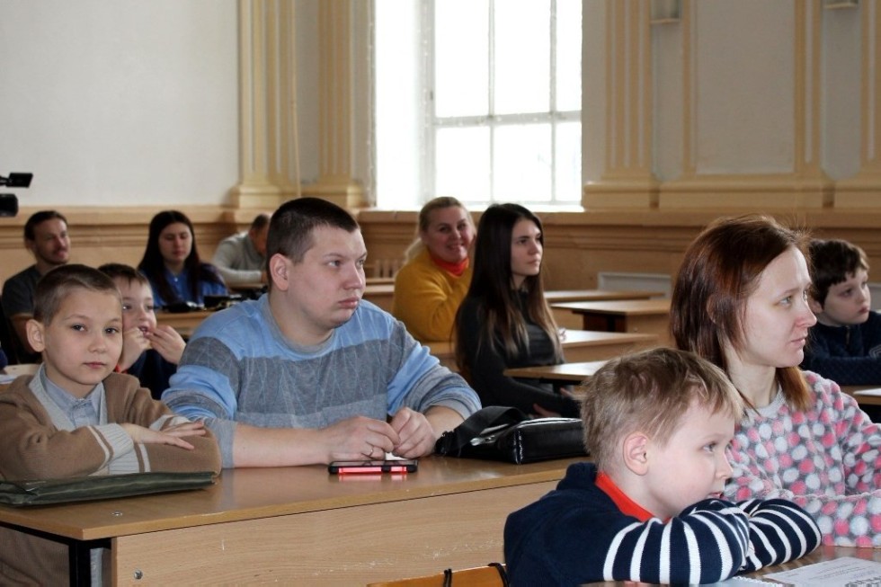 � ������� ������������ ����� �������