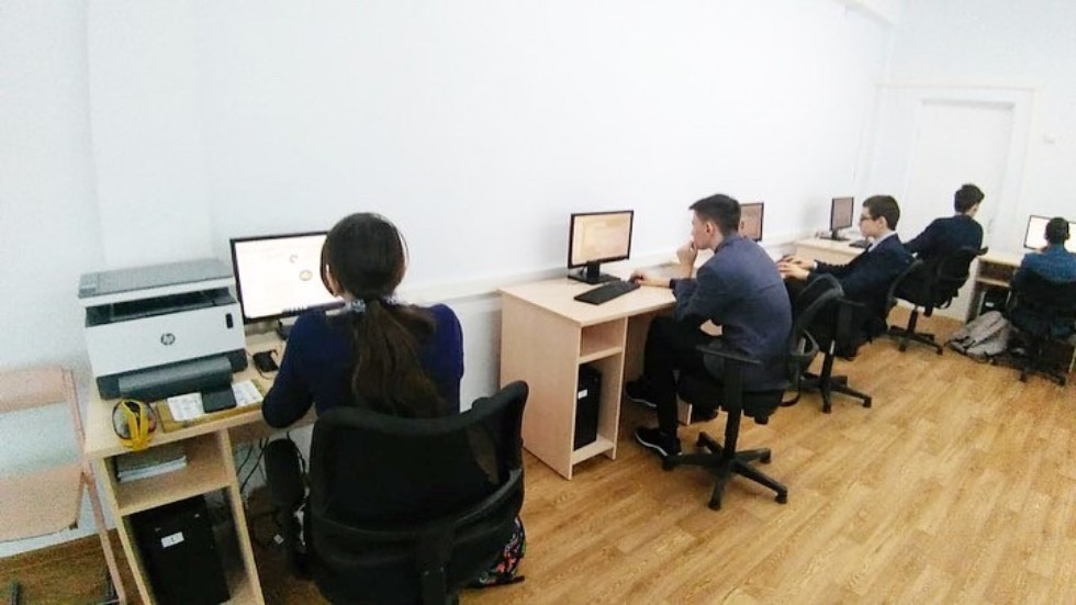 Занимательное программирование для школьников Занимательное программирование для школьников