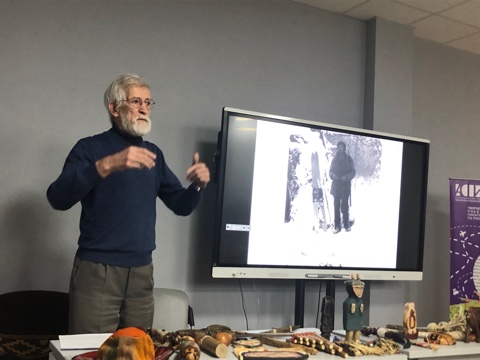 Студенты ИФМК КФУ встретились с известным прозаиком и путешественником Камилем Зиганшины Студенты ИФМК КФУ встретились с известным прозаиком и путешественником Камилем Зиганшины