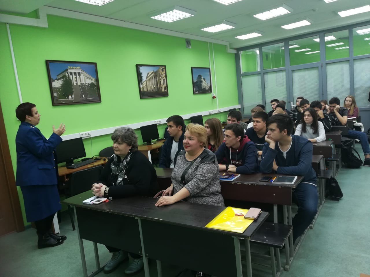 Старший помощник прокурора РТ провел открытую лекцию по курсу 'Основы обеспечения качества' Старший помощник прокурора РТ провел открытую лекцию по курсу 'Основы обеспечения качества'