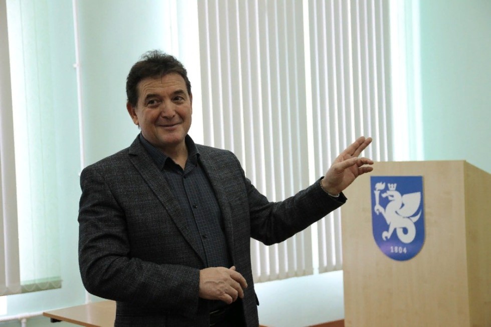 ���������� '�������' ������ � ���������� ��������� ���