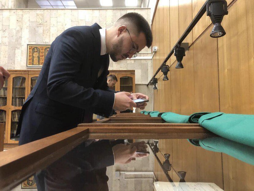 ������� ����� � ����� (�) ��� ��