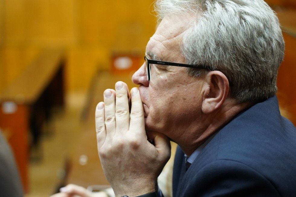 � ��������� ������ ��� ���������� ���������, ����������� 100-����� �� ��� �������� ����� ��������