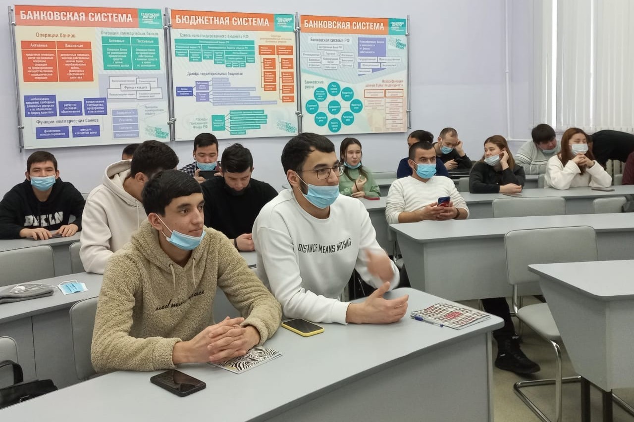 Пространство Лобачевского Пространство Лобачевского