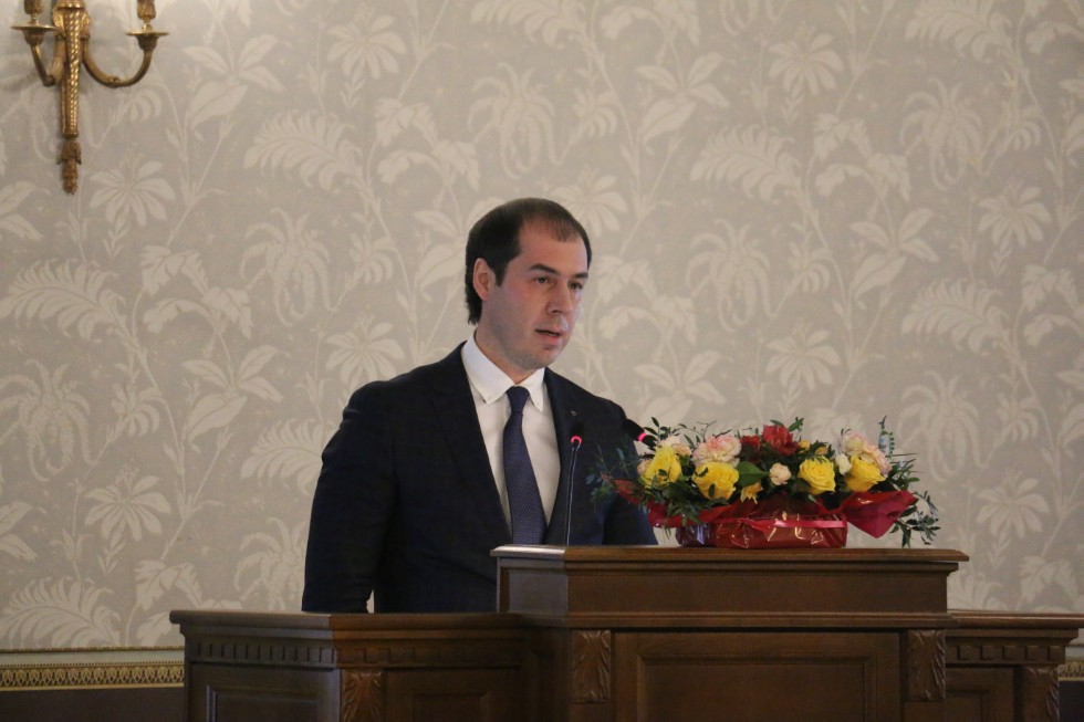 ���� ������ ������������ � ����