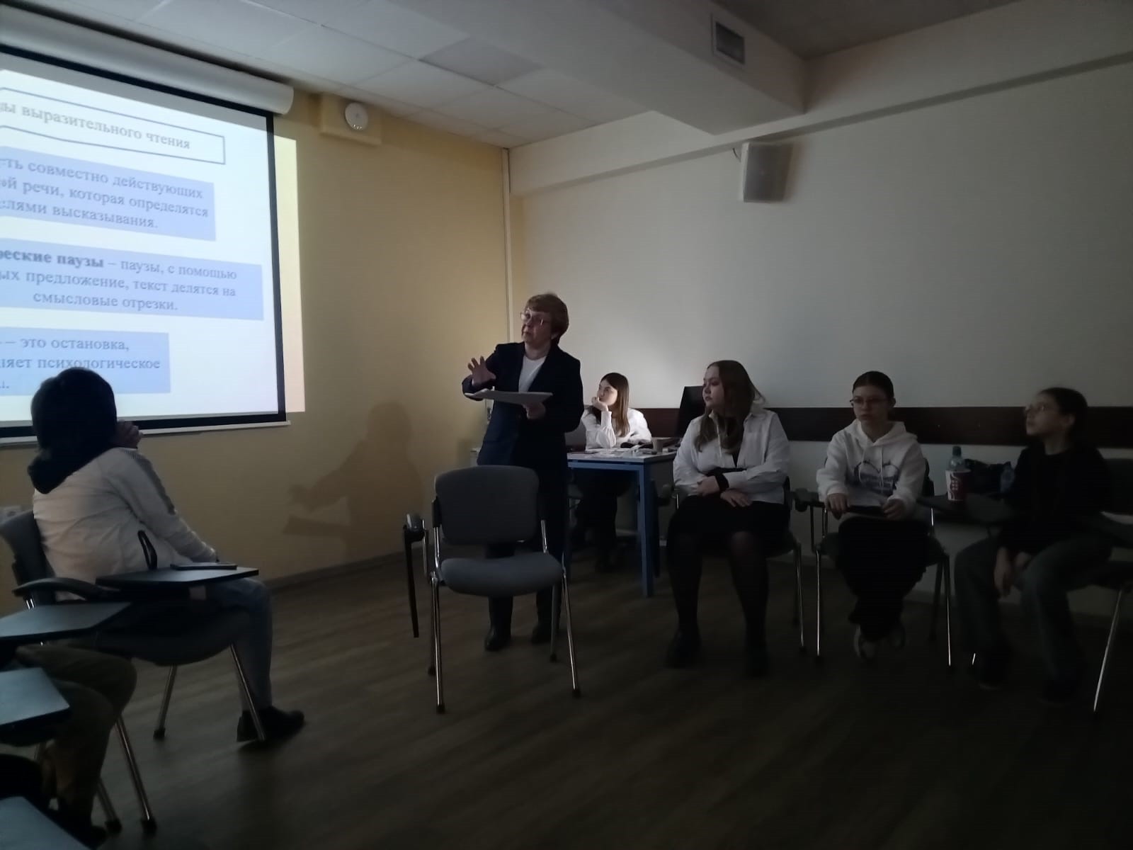 Репетиция спектакля в детском театре КФУ 'Радуга'. посвященного 80-летию Великой Победы, Году Защитника Отечества в Российской Федерации, Дню Победы 9 Мая, 220-летию Казанского университета Репетиция спектакля в детском театре КФУ 'Радуга'. посвященного 80-летию Великой Победы, Году Защитника Отечества в Российской Федерации, Дню Победы 9 Мая, 220-летию Казанского университета