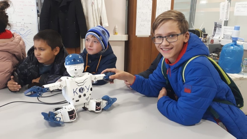 � ������� �������� ���� -�������� ������������������ ������ � ���������� ���������