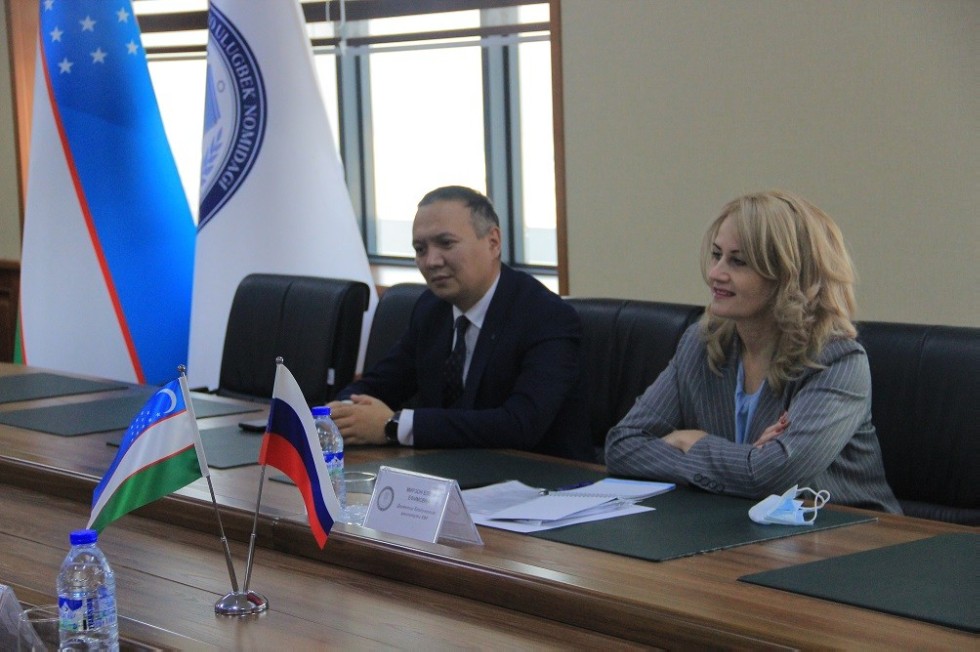 Директор Елабужского института находится с рабочим визитом в Узбекистане ,Елабужский институт КФУ