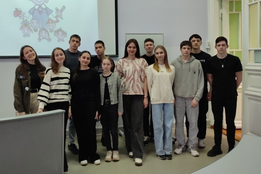 Занятия в ДНК прошли для психолого-педагогических классов Елабужского района Занятия в ДНК прошли для психолого-педагогических классов Елабужского района