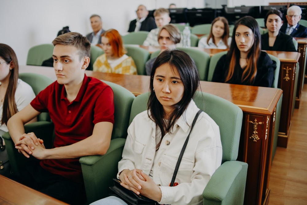 ��������� ����� ������ ������� ��������� � ���