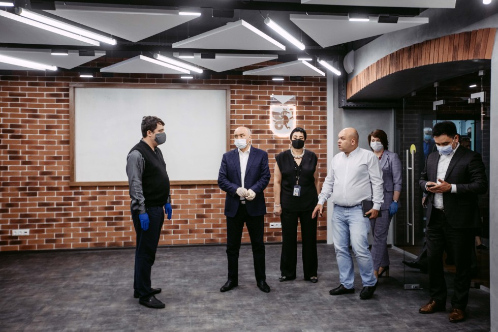 Center for Digital Transformation toured by university executives