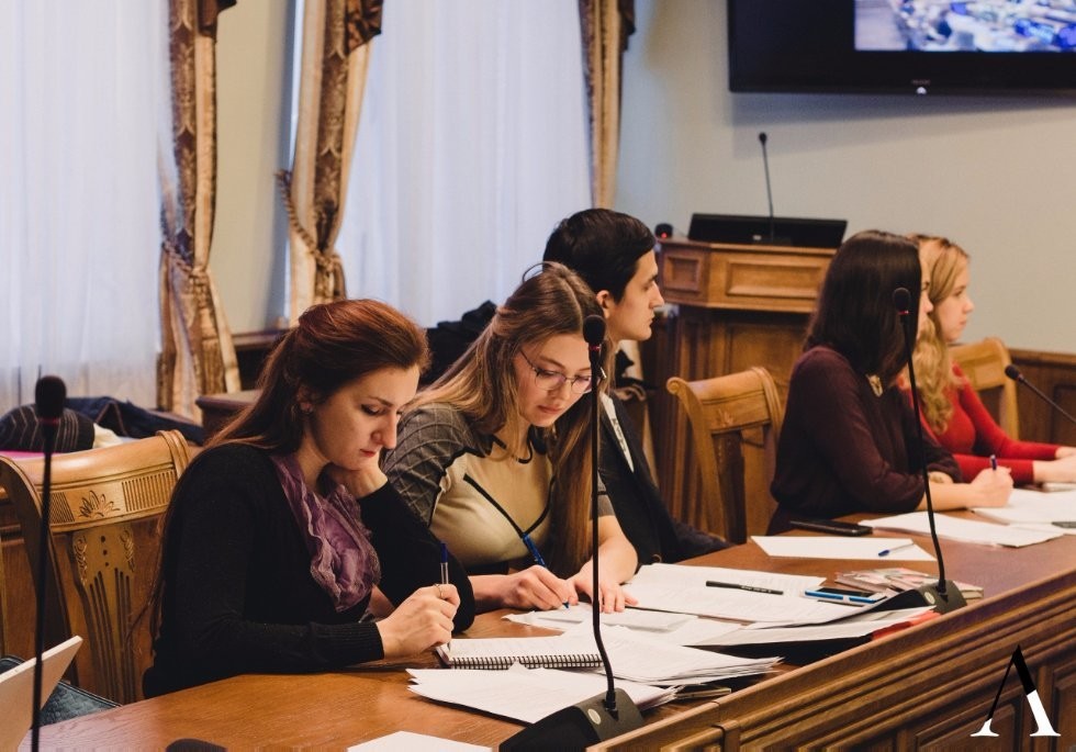 Курс лекций профессора университета Женевы Марко Сассоли в Казанском федеральном университете Курс лекций профессора университета Женевы Марко Сассоли в Казанском федеральном университете