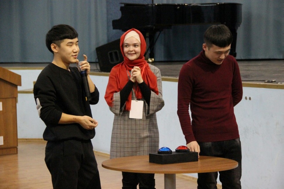 'Spell Batlle' отпраздновал свой день рождения 'Spell Batlle' отпраздновал свой день рождения