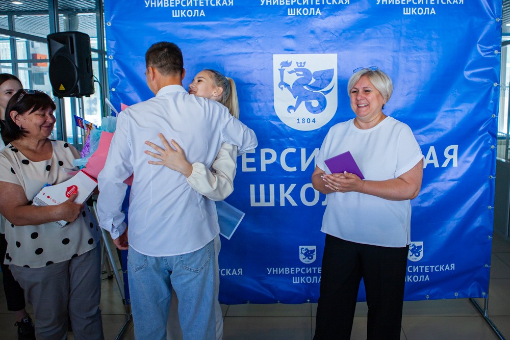 �  ,���������� �������� ���