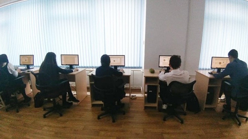 Занимательное программирование для школьников Занимательное программирование для школьников