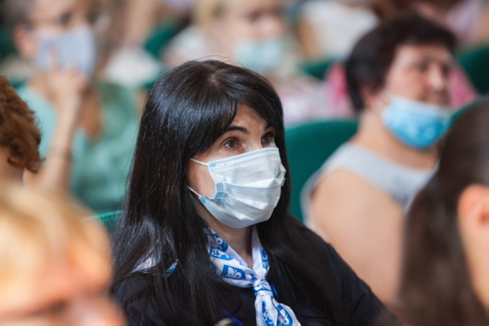 В Елабужском институте КФУ состоялось торжественное закрытие XI Международного фестиваля школьных учителей В Елабужском институте КФУ состоялось торжественное закрытие XI Международного фестиваля школьных учителей