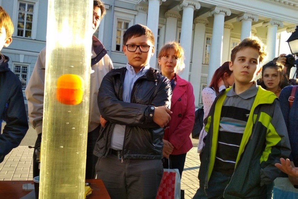 Преподаватели и студенты Елабужского института КФУ приняли участие в проекте 'РRО-Наука в КФУ' Преподаватели и студенты Елабужского института КФУ приняли участие в проекте 'РRО-Наука в КФУ'