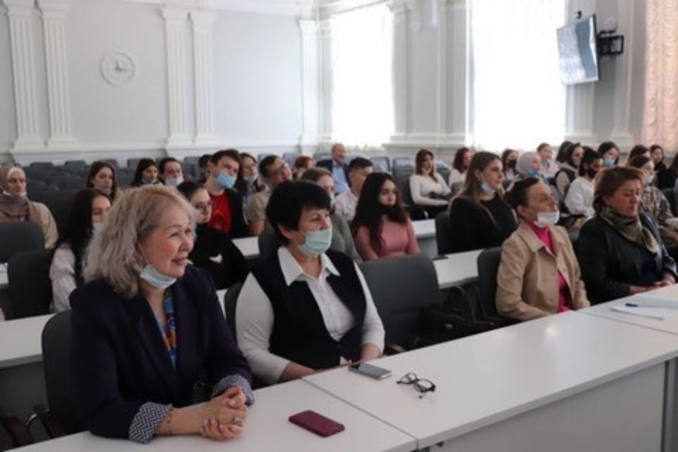 Татарская литература: проблемы и направления развития Татарская литература: проблемы и направления развития