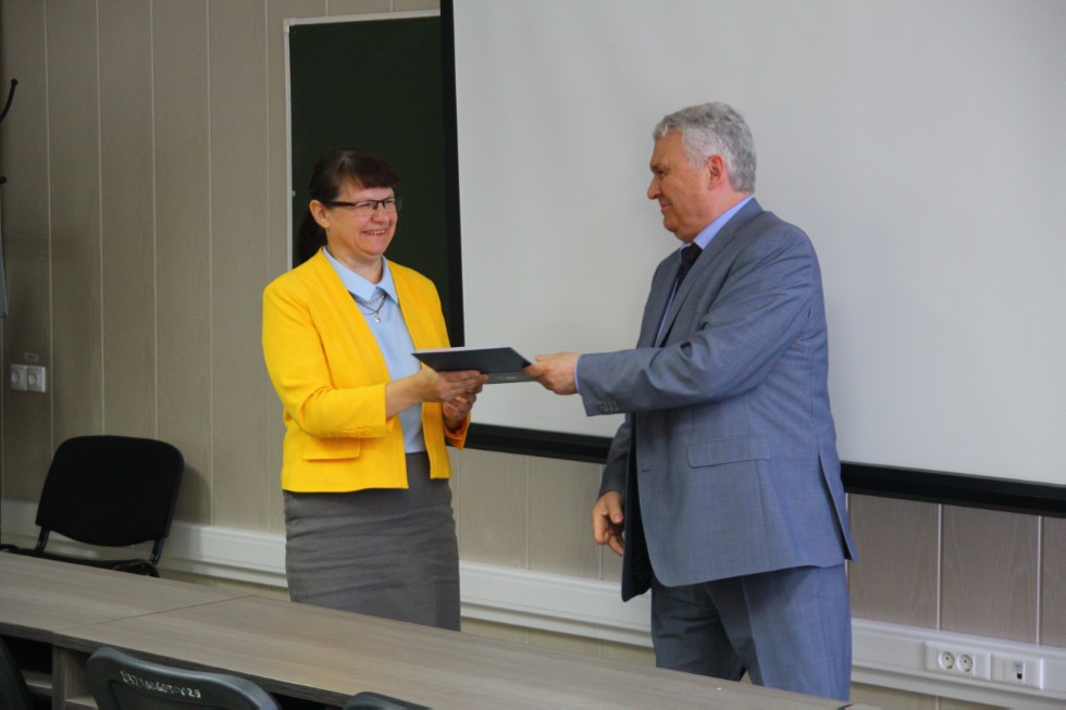 ����� ��������� ������������ 