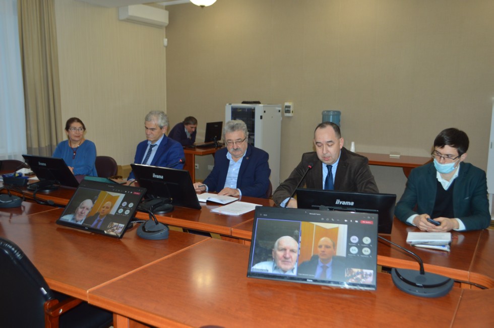 ���������� � �������������� ��� � ������