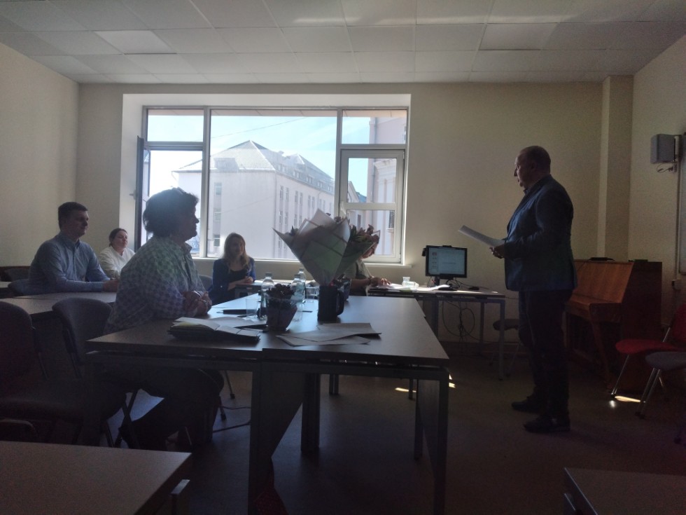 ����������� ����������� ������������  '������� ����'  � '������� ���� � ����������� (����������) ���� � �������� ���������� ������������!