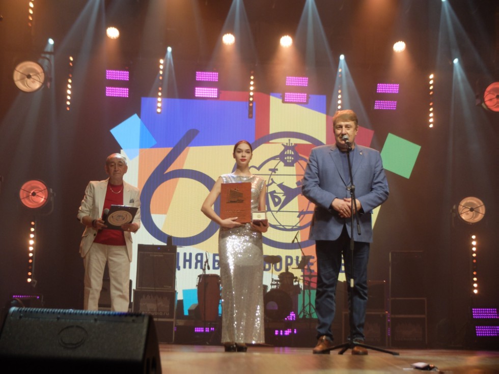 �������� ��� ��������� ���� 60-�����. �������� ��� ��� �� ����������� 94 ���������.