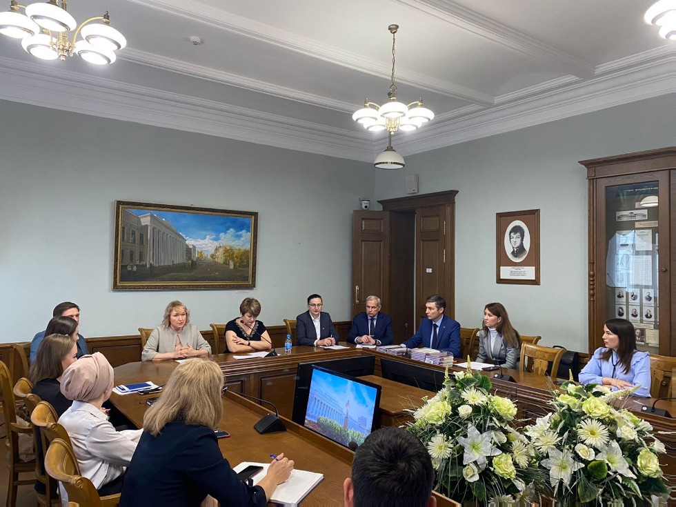 13 сентября 2022 года прошла ознакомительная встреча магистрантов 1 года обучения направления подготовки 40.04.01 Юриспруденция 'Антикоррупционная деятельность и комплаенс' с представителями Аппарата Президента Республики Татарстан и Ассоциации 'Cовет муниципальных образований Республики Татарстан' 13 сентября 2022 года прошла ознакомительная встреча магистрантов 1 года обучения направления подготовки 40.04.01 Юриспруденция 'Антикоррупционная деятельность и комплаенс' с представителями Аппарата Президента Республики Татарстан и Ассоциации 'Cовет муниципальных образований Республики Татарстан'