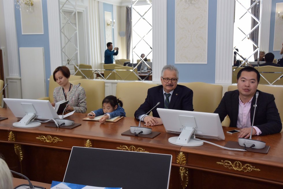 Визит представителей школ, институтов и ассоциации Китая в Казанский университет Визит представителей школ, институтов и ассоциации Китая в Казанский университет