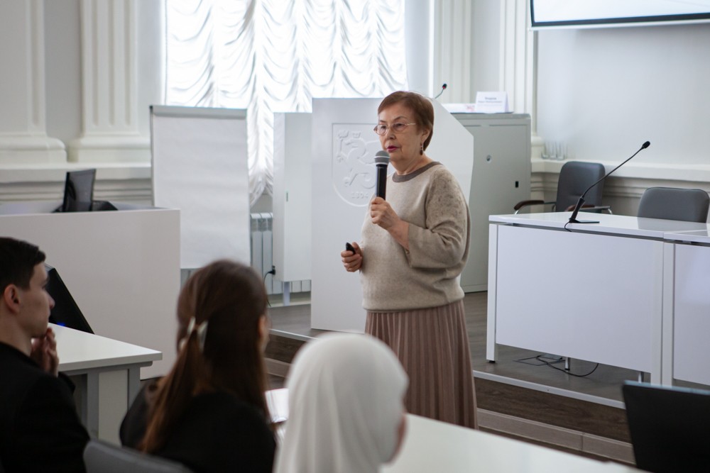 С.Х. Мухаметгалиева: 'Интересно, креативно, нешаблонно, думаю, будет всем полезно посетить этот форум' С.Х. Мухаметгалиева: 'Интересно, креативно, нешаблонно, думаю, будет всем полезно посетить этот форум'