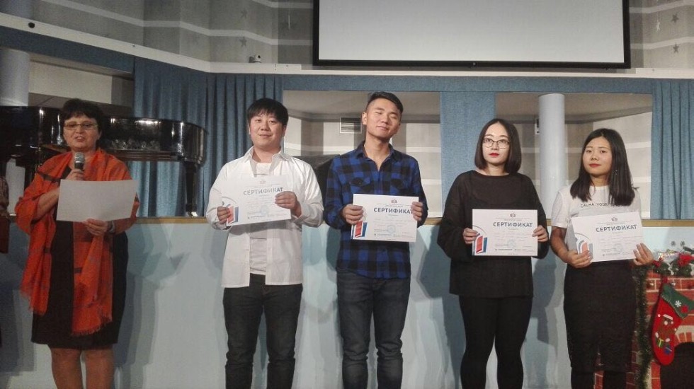 Ежегодная новогодняя китайская вечеринка зажгла сердца зрителей Ежегодная новогодняя китайская вечеринка зажгла сердца зрителей