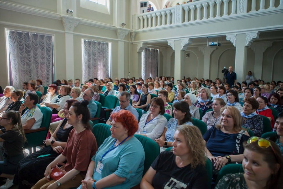 В Елабужском институте КФУ состоялось торжественное закрытие XII Международного фестиваля школьных учителей