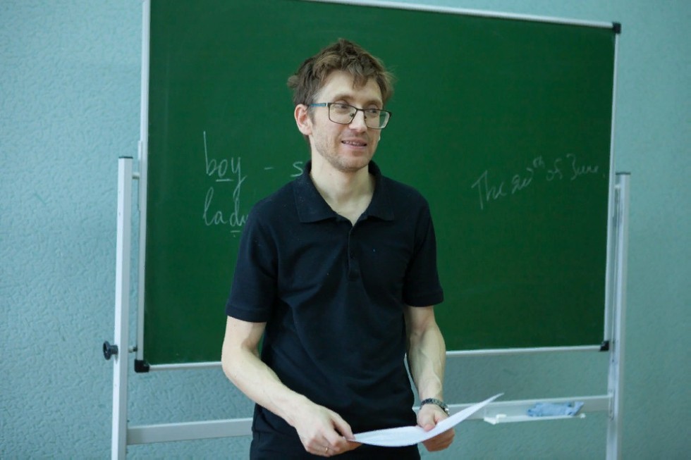 В Елабужском институте КФУ прошла публичная лекция 'Лев Толстой - мыслитель и художник' В Елабужском институте КФУ прошла публичная лекция 'Лев Толстой - мыслитель и художник'