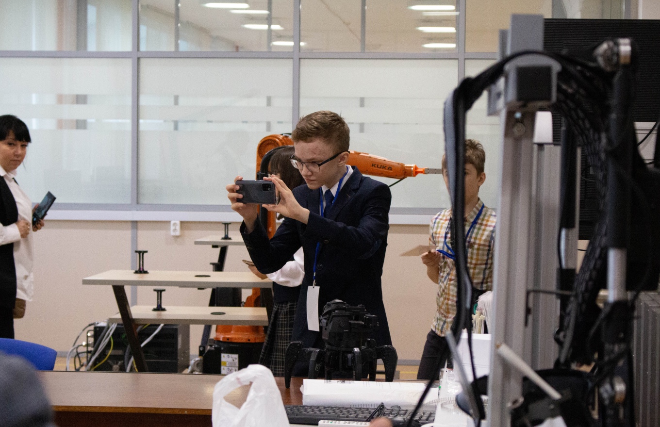 IX ������������� (� ������������� ��������) ����������� �������� ��. �.�. ������������