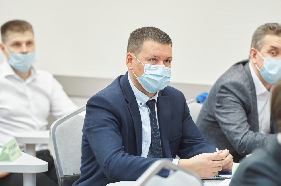 SPRING LAUNCH OF THE MBA PROGRAM SPRING LAUNCH OF THE MBA PROGRAM